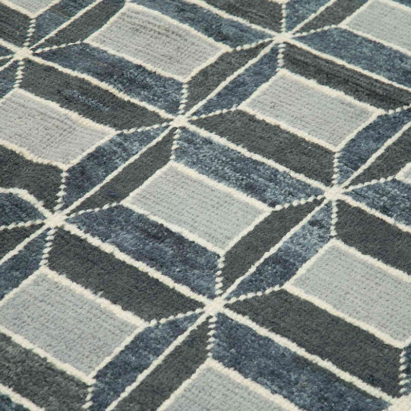 New Hand-Knotted Rug - 7' 7" x 10' 3" (91" x 123") - K0056944