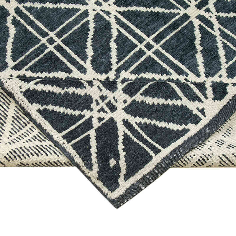 New Hand-Knotted Rug - 8' 9" x 12' 7" (105" x 151") - K0056948