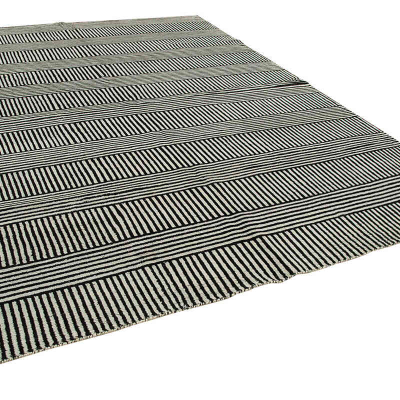 New Hand-Knotted Rug - 9' 1" x 11' 8" (109" x 140") - K0056989