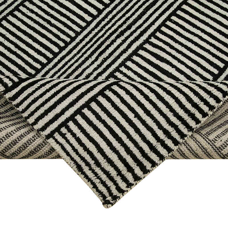 New Hand-Knotted Rug - 9' 1" x 11' 8" (109" x 140") - K0056989