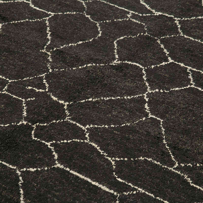 New Hand-Knotted Rug - 9'  x 12' 3" (108" x 147") - K0057004