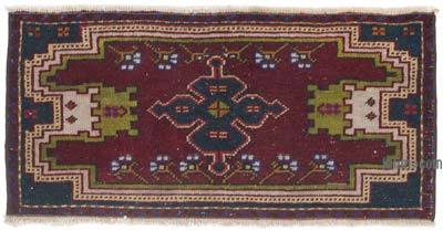 Vintage Turkish Hand-Knotted Rug - 1' 3" x 2' 8" (15 in. x 32 in.)
