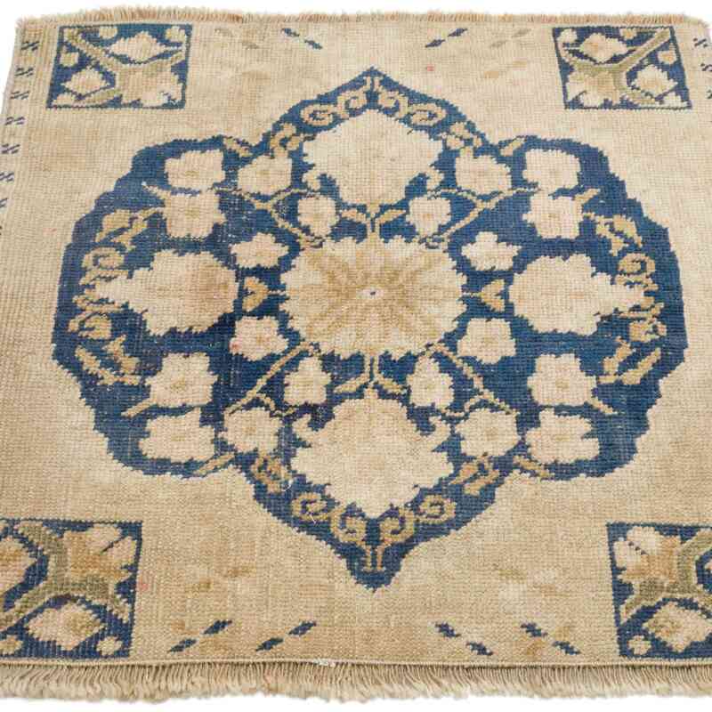 Vintage Turkish Hand-Knotted Rug - 1' 11" x 2' 2" (23" x 26") - K0057733