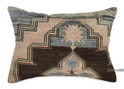 Turkish Pillow Cover - 2' 4" x 1' 8" (28 in. x 20 in.)