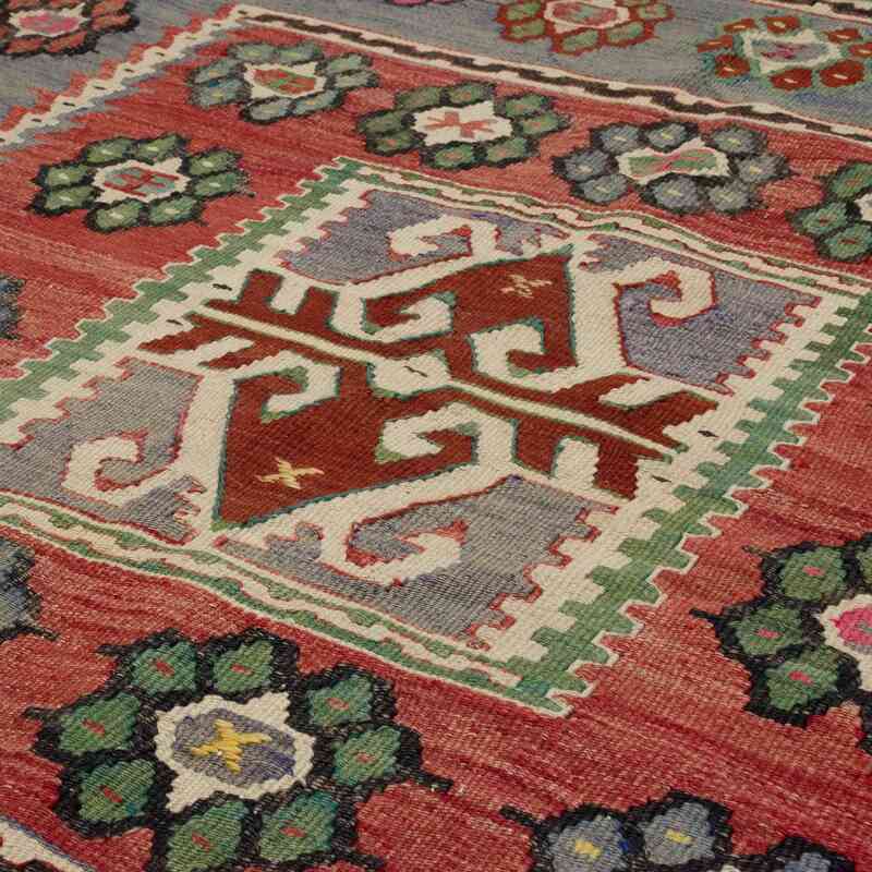 K0059200 Vintage Esme Kilim Rug 5' 9" x 10' 1" (69" x 121")
