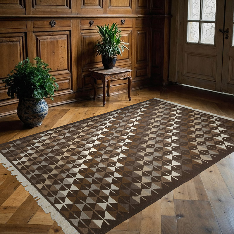 New Handwoven Turkish Kilim Rug - 5' 9" x 8' 2" (69" x 98") - K0059523