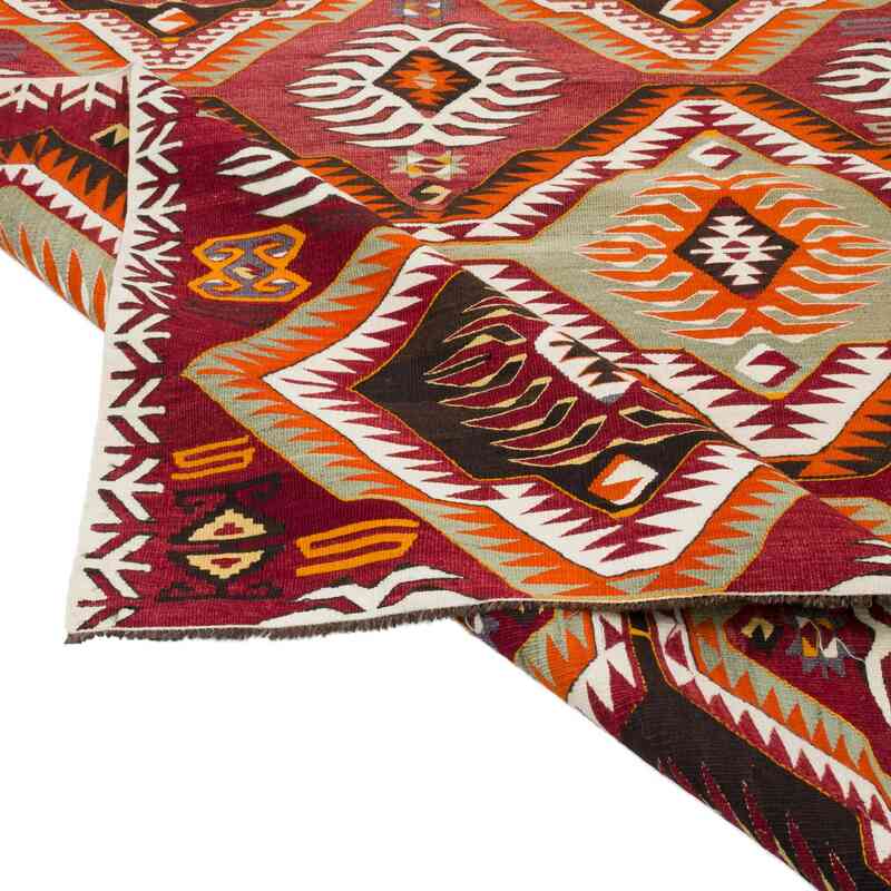 Vintage Mut Kilim Rug - 5' 3" x 10'  (63" x 120") - K0059535