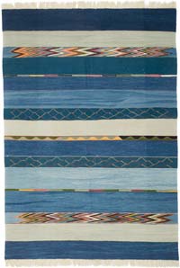 New Handwoven Turkish Kilim Rug - 5' 2" x 7' 5" (62" x 89")
