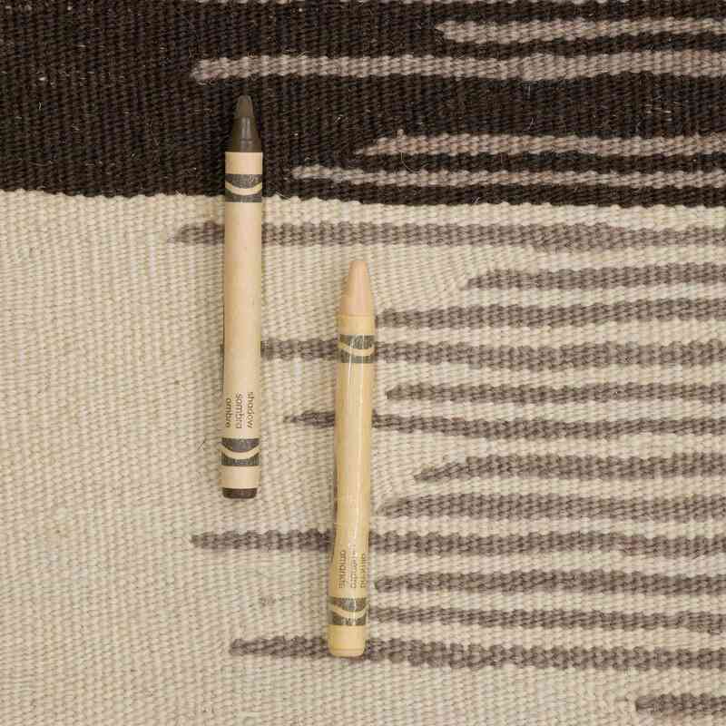 New Handwoven Turkish Kilim Rug - 7' 4" x 10' 4" (88" x 124") - K0059680