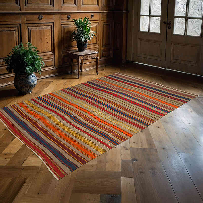 Vintage Turkish Kilim Rug - 5' 4" x 8' 3" (64" x 99") - K0060440