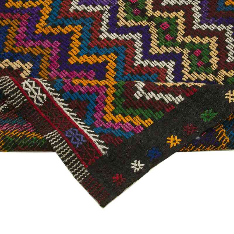 Vintage Anatolian Jijim Rug - 6' 2" x 9' 6" (74 in. x 114 in.) - K0060484