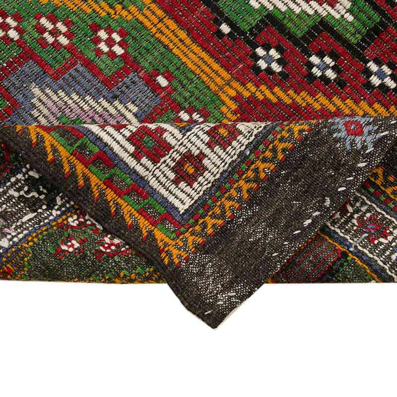 Vintage Anatolian Jijim Rug - 5' 4" x 9' 10" (64" x 118") - K0060643