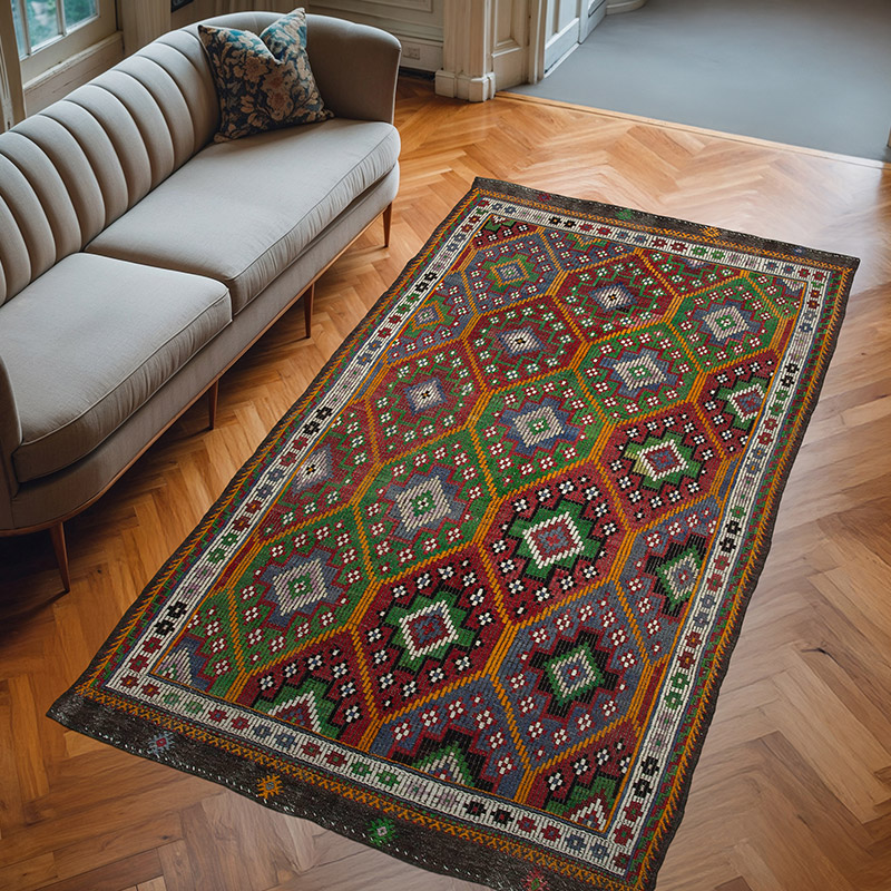 Vintage Anatolian Jijim Rug - 5' 4" x 9' 10" (64" x 118") - K0060643