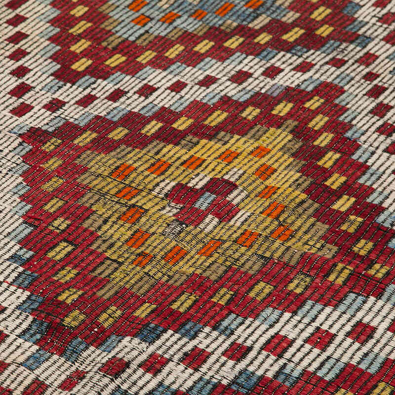 Vintage Anatolian Jijim Rug - 6' 8" x 10' 6" (80" x 126") - K0060673