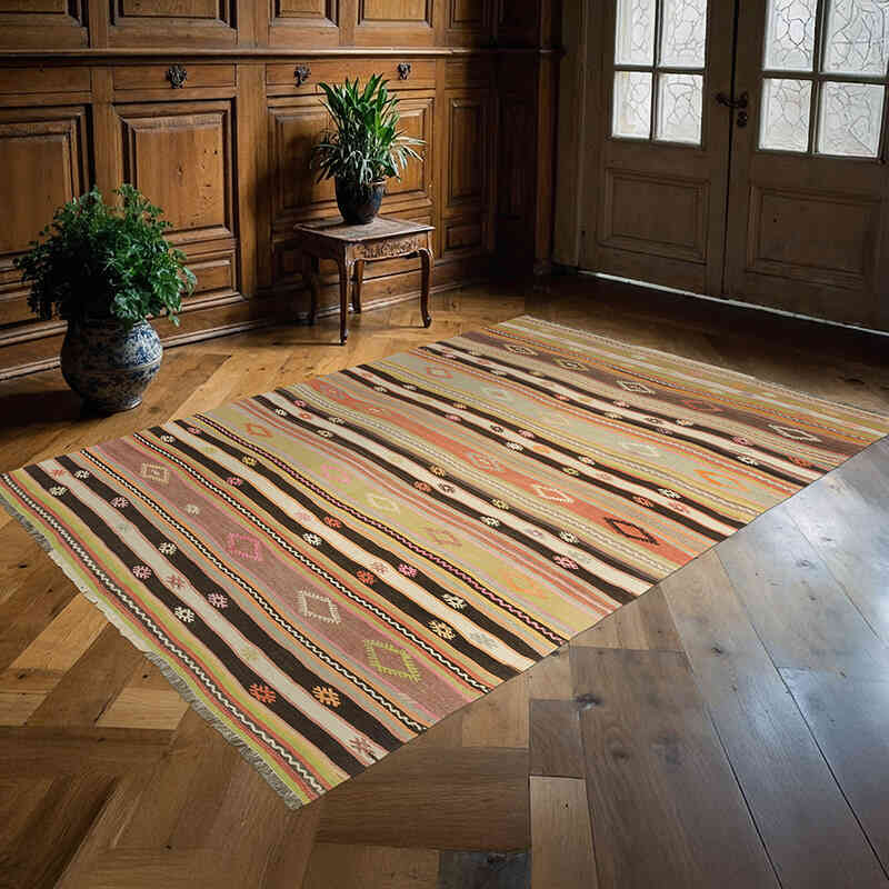 Vintage Manisa Kilim Rug - 5' 3" x 7' 6" (63" x 90") - K0061976