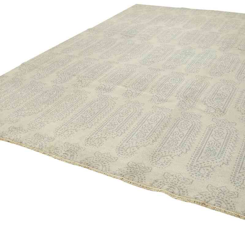 New Hand-Knotted Rug - 9' 10" x 13' 7" (118 in. x 163 in.) - K0062311