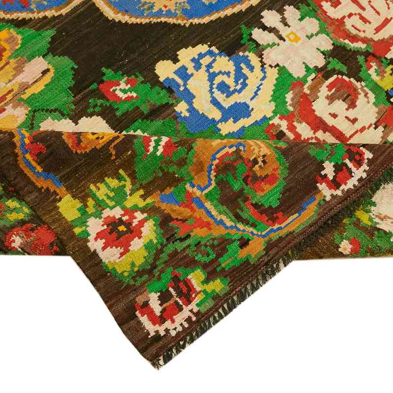 Vintage Handwoven Moldovan Kilim Rug - 6' 7" x 9' 8" (79" x 116") - K0062571
