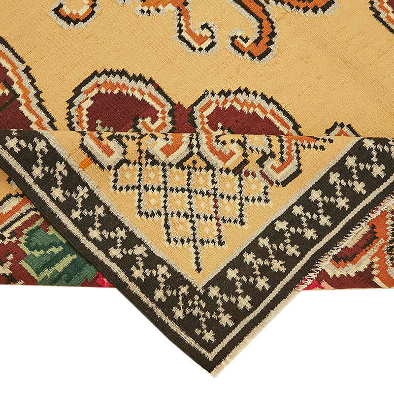 Vintage Handwoven Moldovan Kilim Rug - 5' 8" x 10' 1" (68" x 121") - K0062600