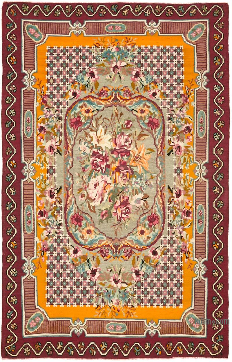 Vintage Handwoven Moldovan Kilim Rug - 6' 7" x 9' 10" (79" x 118") - K0062631