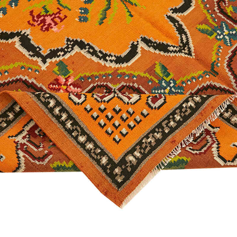 Vintage Handwoven Moldovan Kilim Rug - 5' 9" x 8' 11" (69" x 107") - K0062666