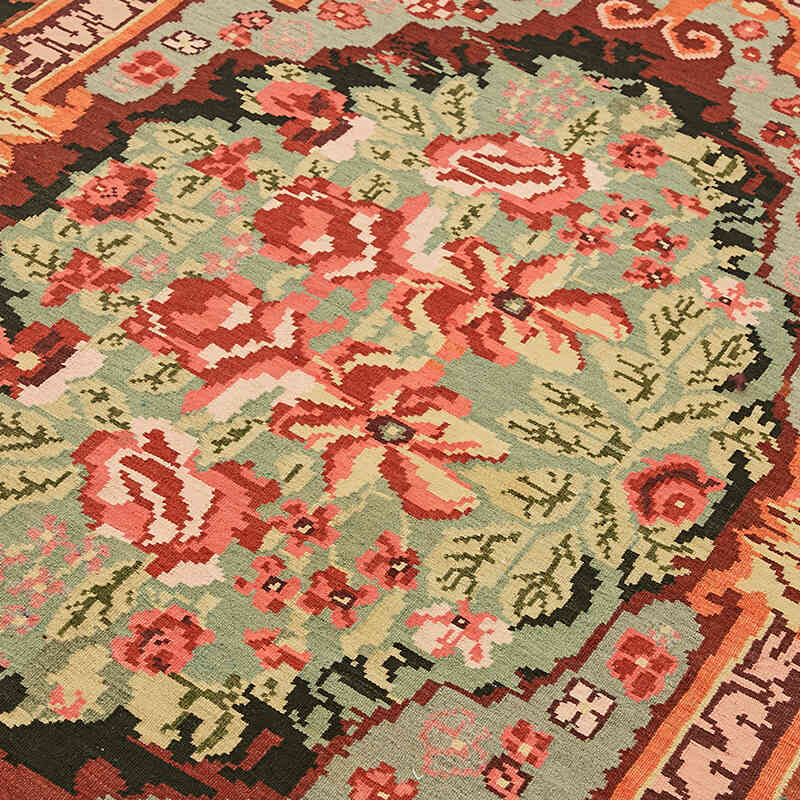 Vintage Handwoven Moldovan Kilim Rug - 6'  x 9' 1" (72" x 109") - K0062687