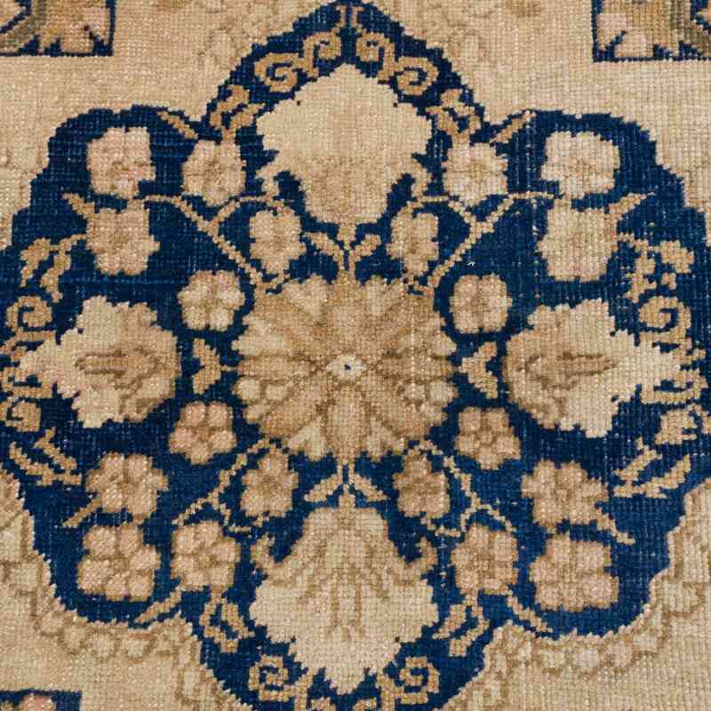 Vintage Turkish Hand-Knotted Rug - 1' 9" x 2'  (21" x 24") - K0062728