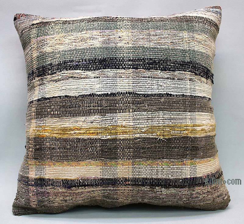 Kilim Pillow Cover - 1' 8" x 1' 8" (20" x 20") - K0062954