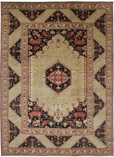 Yeni El Dokuma Uşak Halısı - 303 cm x 318 cm