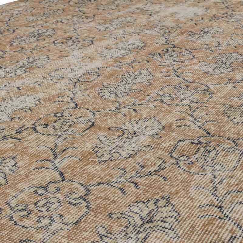 Vintage Turkish Hand-Knotted Rug - 5' 7" x 8' 8" (67" x 104") - K0063605