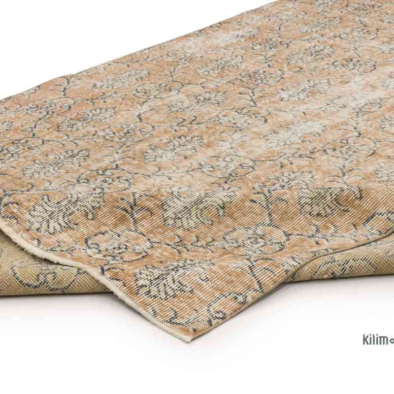 Vintage Turkish Hand-Knotted Rug - 5' 7" x 8' 8" (67" x 104") - K0063605