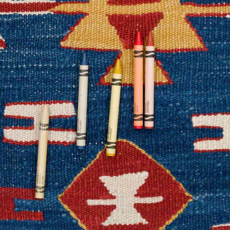 New Handwoven Turkish Kilim Rug - 4' 6" x 5' 7" (54" x 67") - K0064458