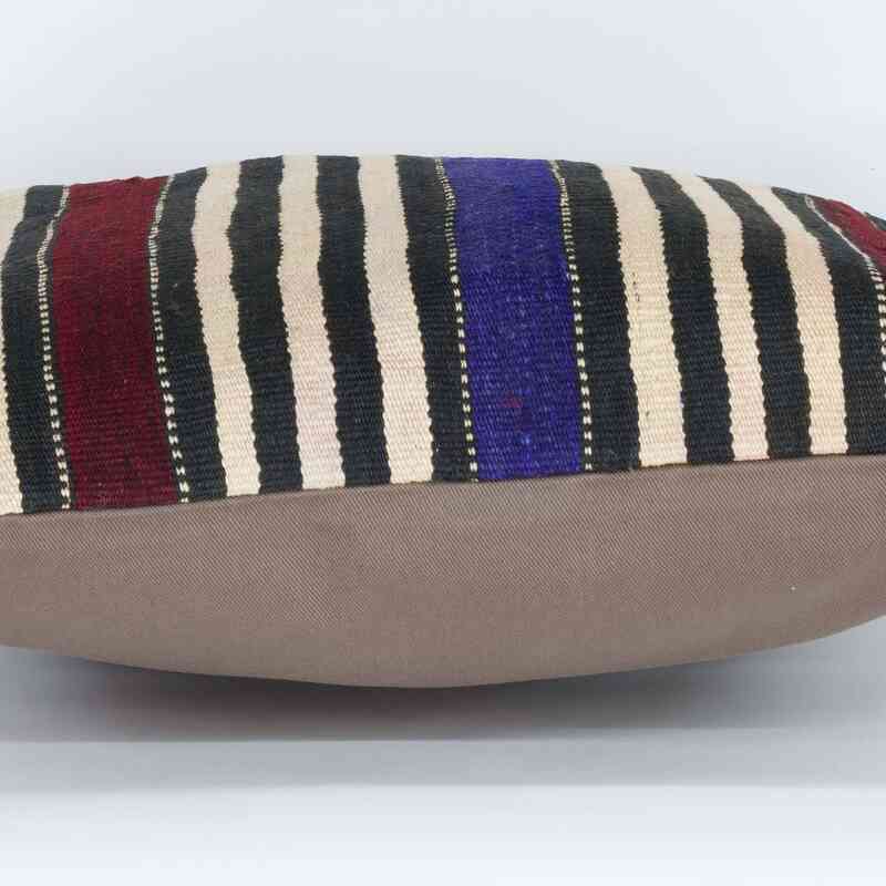 Kilim Pillow Cover - 1' 8" x 1' 8" (20" x 20") - K0064910