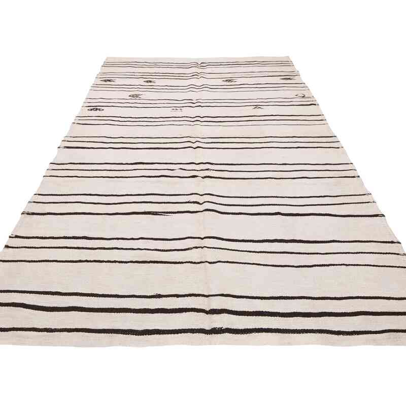 Vintage Anatolian Hemp Kilim Rug - 6' 3" x 10' 10" (75" x 130") - K0064921