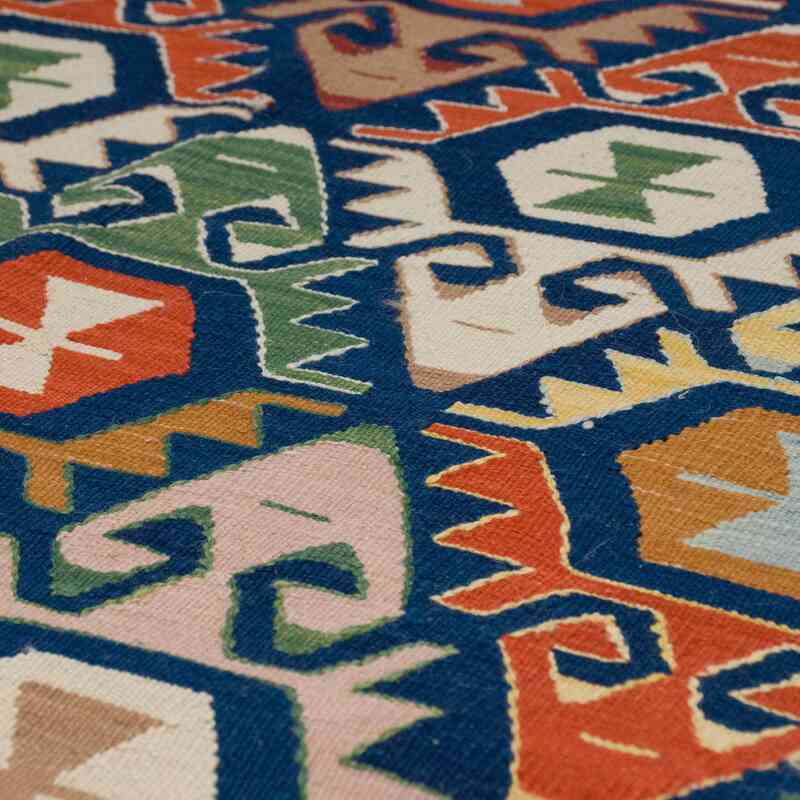 New Handwoven Turkish Kilim Rug - 3' 11" x 5' 11" (47" x 71") - K0065382