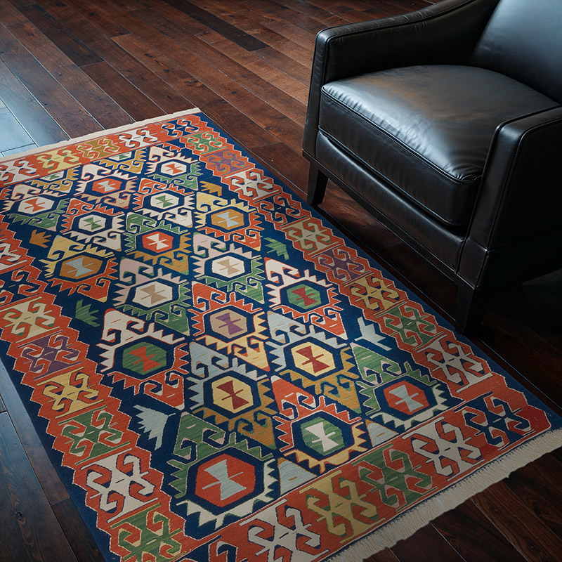 New Handwoven Turkish Kilim Rug - 3' 11" x 5' 11" (47" x 71") - K0065382