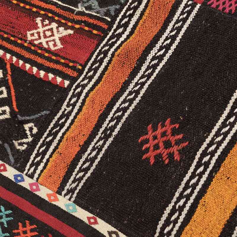 Patchwork Kilim Rug - 4' 5" x 6' 11" (53" x 83") - K0065629