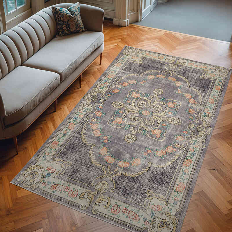 Vintage Turkish Hand-Knotted Rug - 5' 9" x 9' 6" (69" x 114") - K0066191