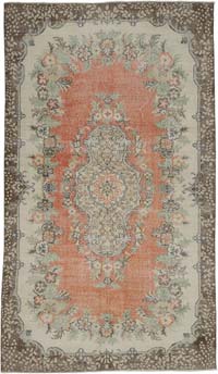 Vintage Turkish Hand-Knotted Rug - 5' 9" x 9' 7" (69" x 115")