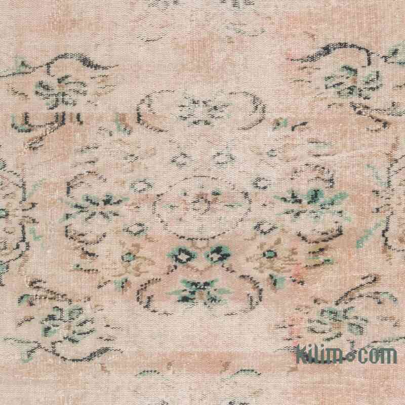 Vintage Turkish Hand-Knotted Rug - 5' 7" x 8' 6" (67" x 102") - K0066259