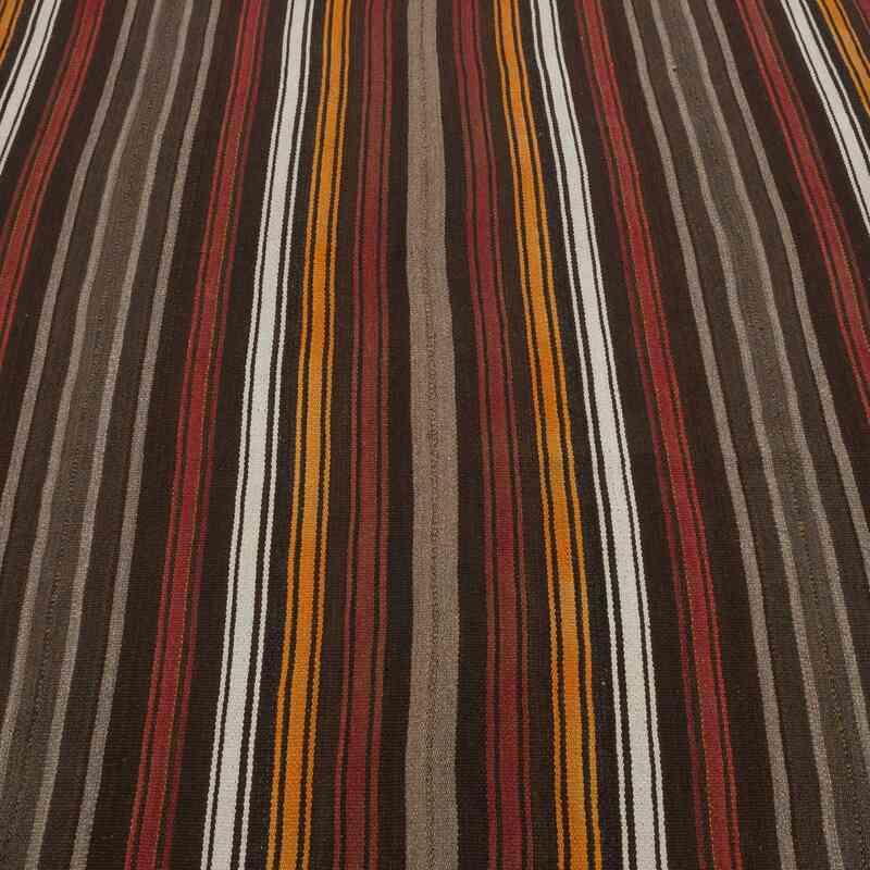 Vintage Anatolian Kilim Rug - 5' 7" x 7' 8" (67" x 92") - K0066352