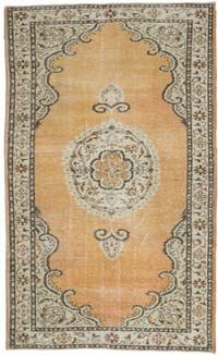 Vintage Turkish Hand-Knotted Rug - 5' 9" x 9' 5" (69" x 113")