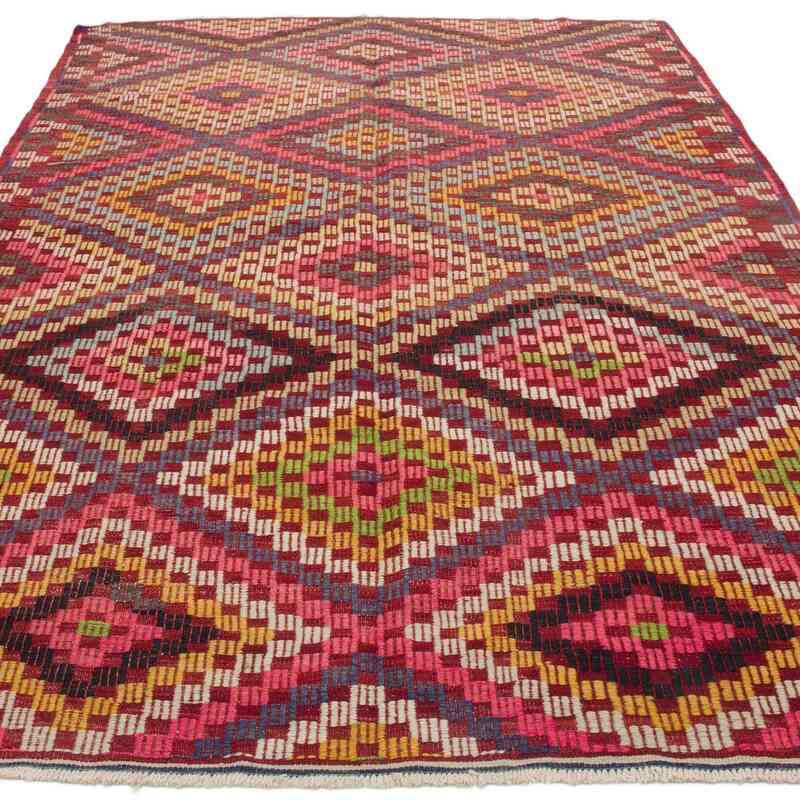 Vintage Anatolian Jijim Rug - 5' 4" x 8' 7" (64" x 103") - K0066861