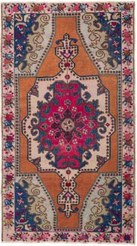 Vintage Turkish Hand-Knotted Rug - 4' 7" x 7' 10" (55" x 94")