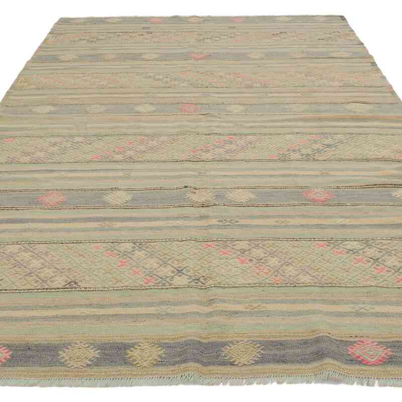 Vintage Anatolian Jijim Rug - 5' 5" x 9' 1" (65" x 109") - K0067743