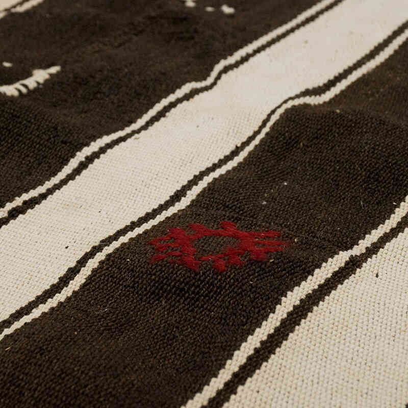 Vintage Anatolian Kilim Rug - 6'  x 8' 10" (72" x 106") - K0067758