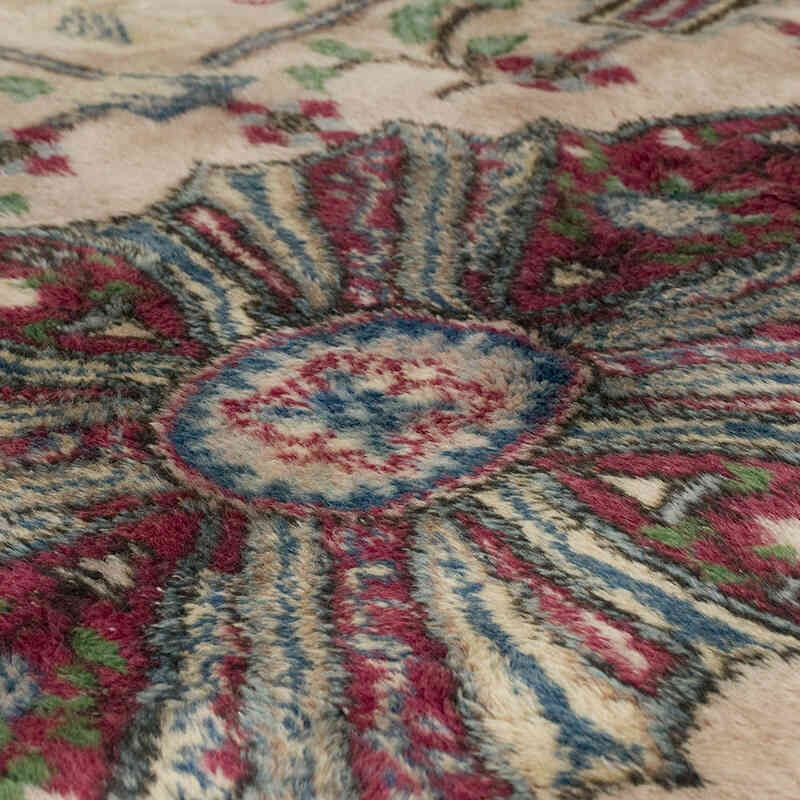 Vintage Turkish Hand-Knotted Rug - 5' 5" x 8' 5" (65" x 101") - K0067770