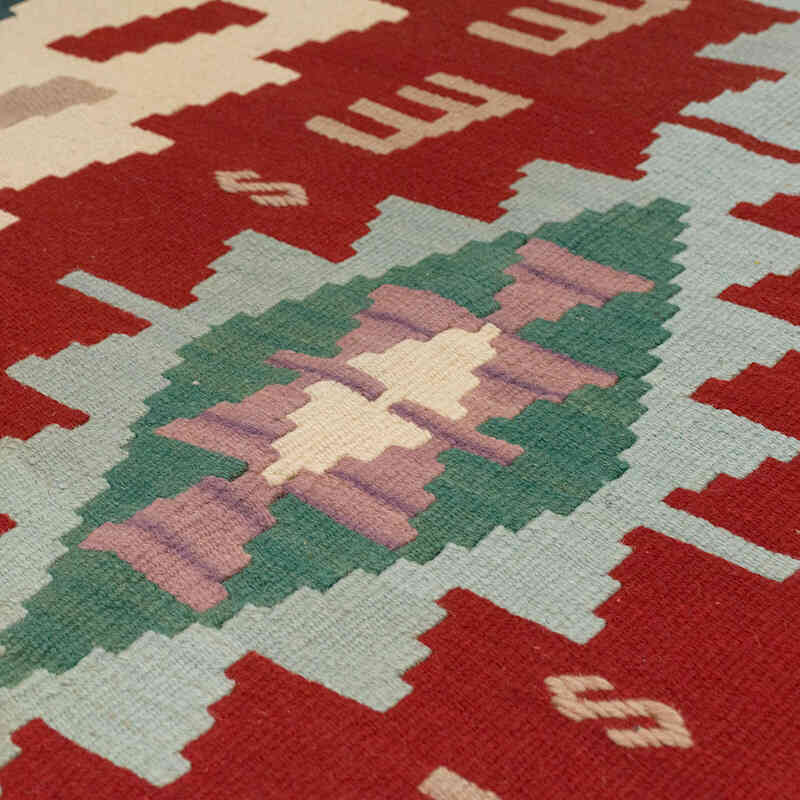 New Kayseri Kilim Rug - 3' 6" x 5' 11" (42" x 71") - K0068428
