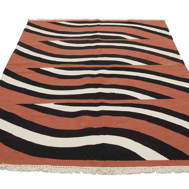 New Handwoven Turkish Kilim Rug - 4' 1" x 6' 5" (49" x 77") - K0069015
