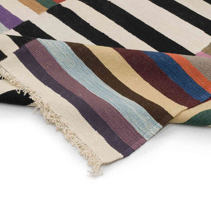 New Handwoven Turkish Kilim Rug - 6' 11" x 9' 9" (83" x 117") - K0069025
