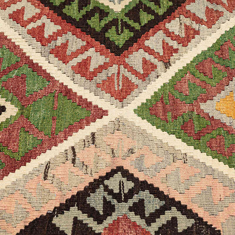 Vintage Antalya Kilim Rug - 5' 7" x 10' 8" (67" x 128") - K0069055